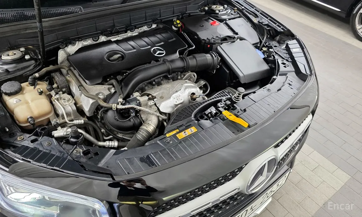 Mercedes-Benz GLB-Class 2020 GLB250 4MATIC