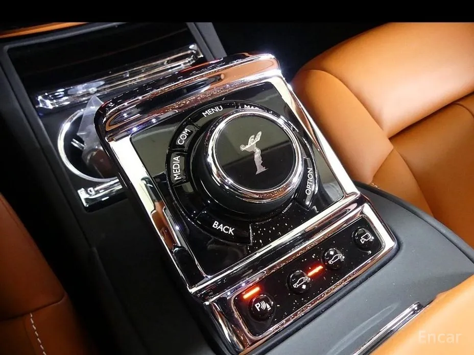 Фото 16 - Rolls-Royce Phantom