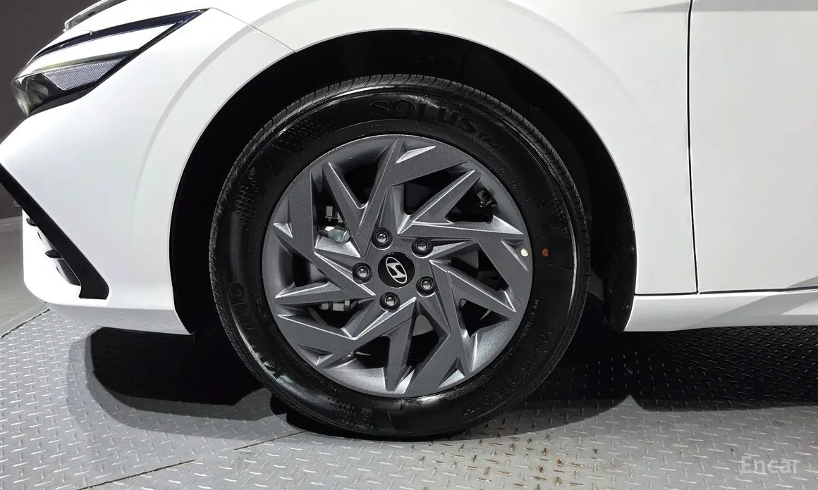 Hyundai Avante 2023 1.6