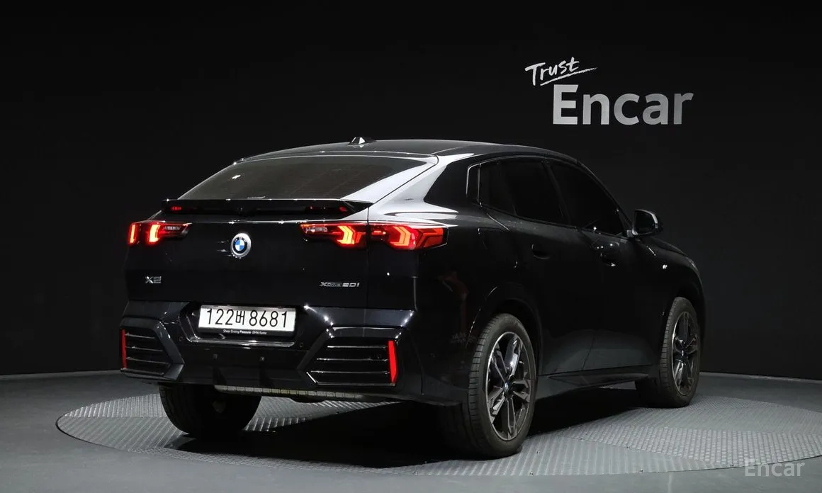 Фото 2 - BMW X2 (F39)