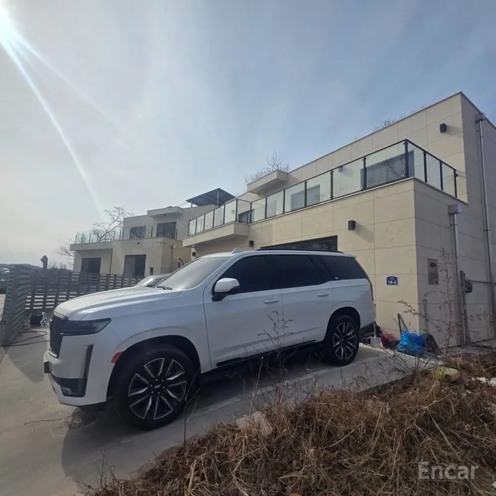 Фото 2 - Cadillac Escalade