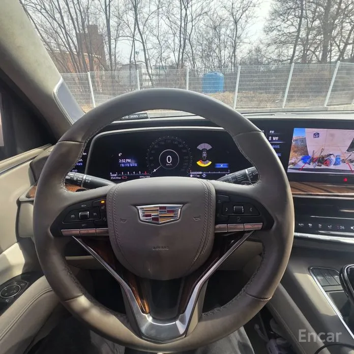 Фото 6 - Cadillac Escalade