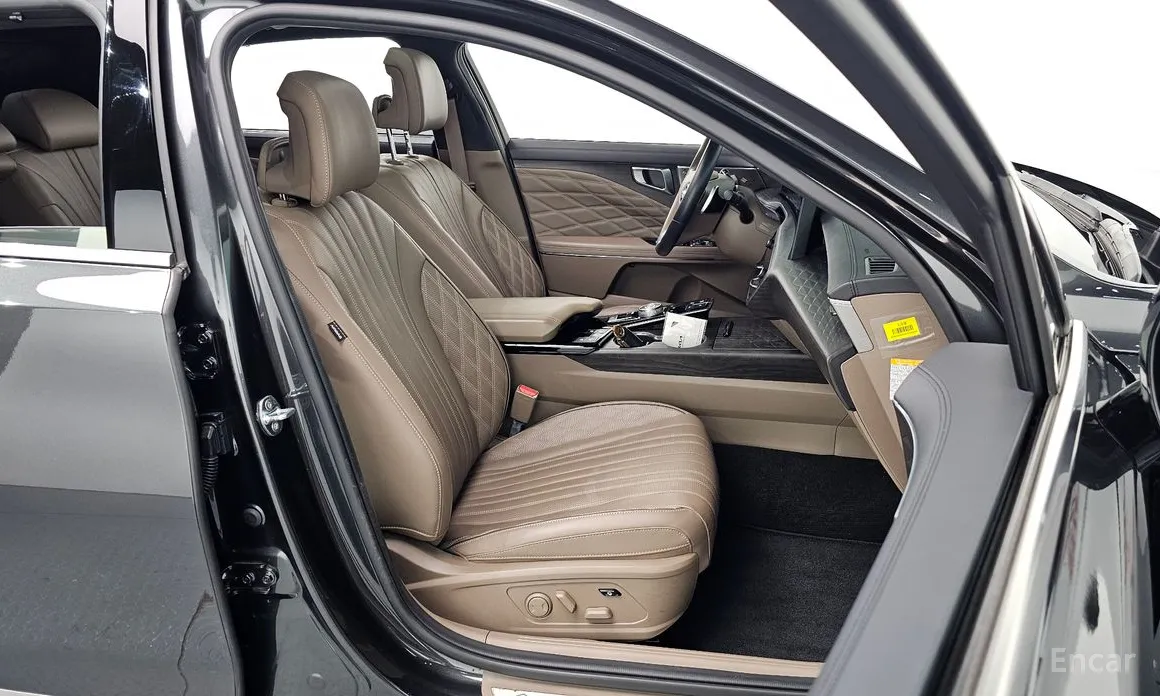 Фото 10 - Kia K8