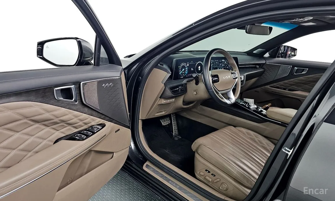 Фото 12 - Kia K8