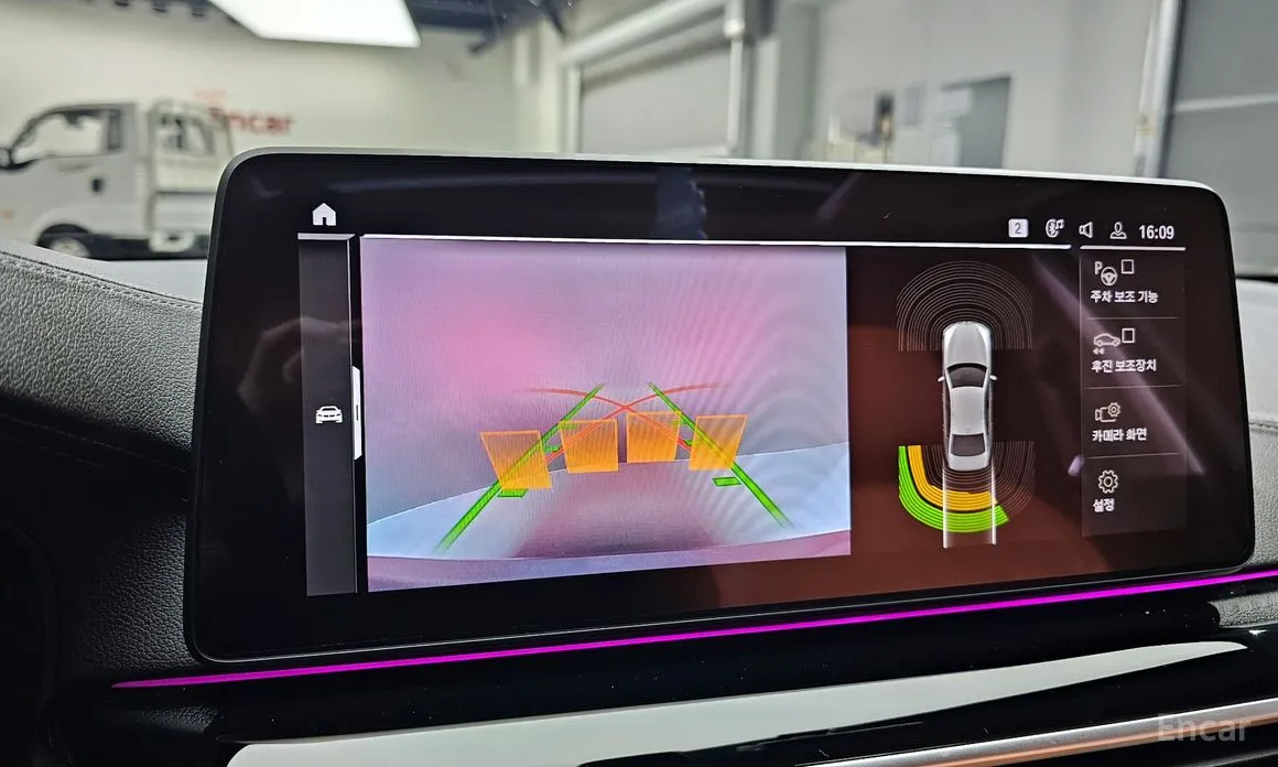 Фото 16 - BMW 5 Series