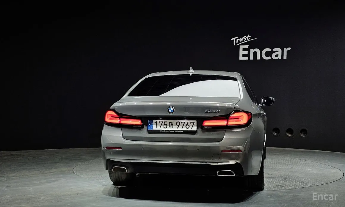 Фото 4 - BMW 5 Series