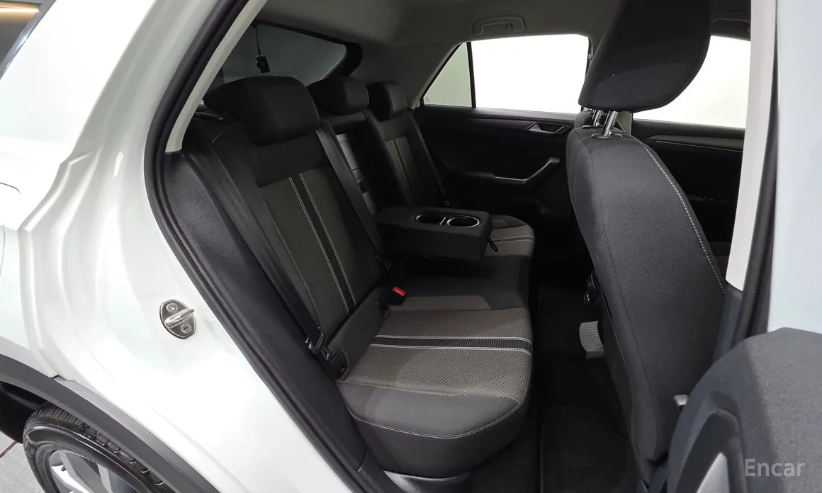 Фото 19 - Volkswagen T-Roc