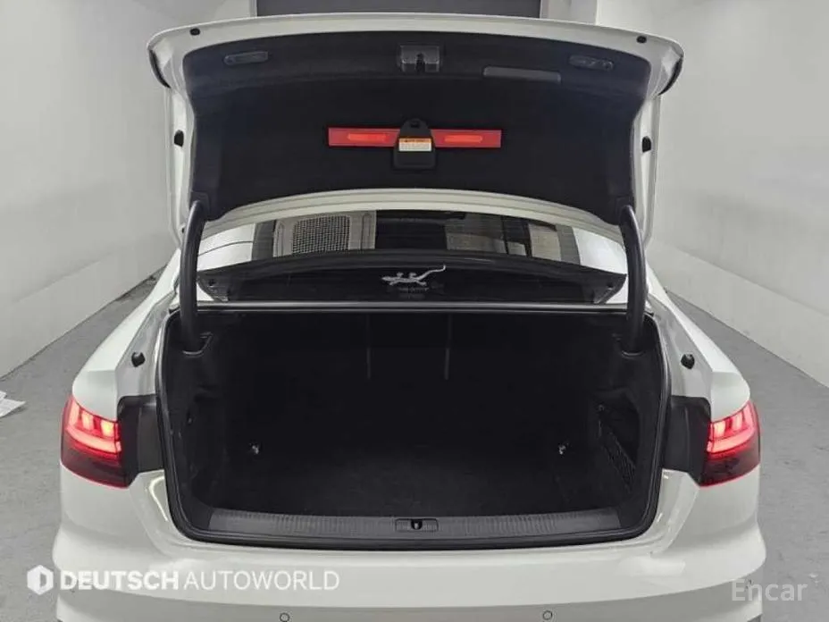 Фото 20 - Audi A4