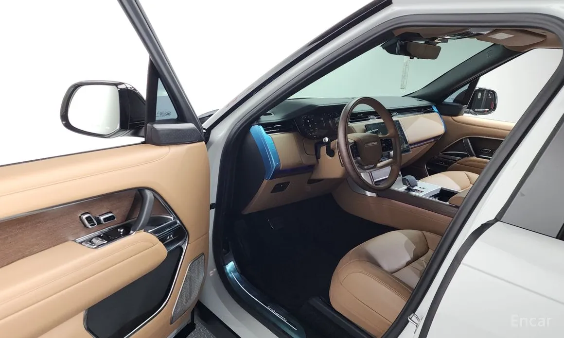 Photo 10 - Land Rover Range Rover