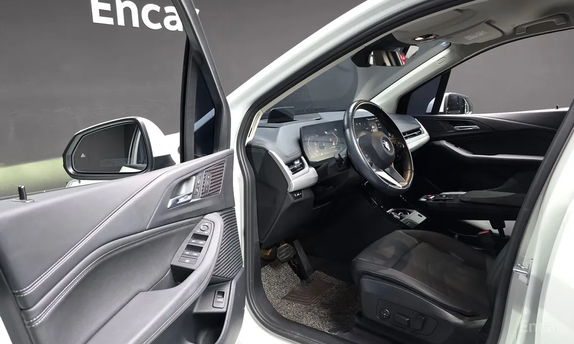 Фото 11 - BMW 2 Series