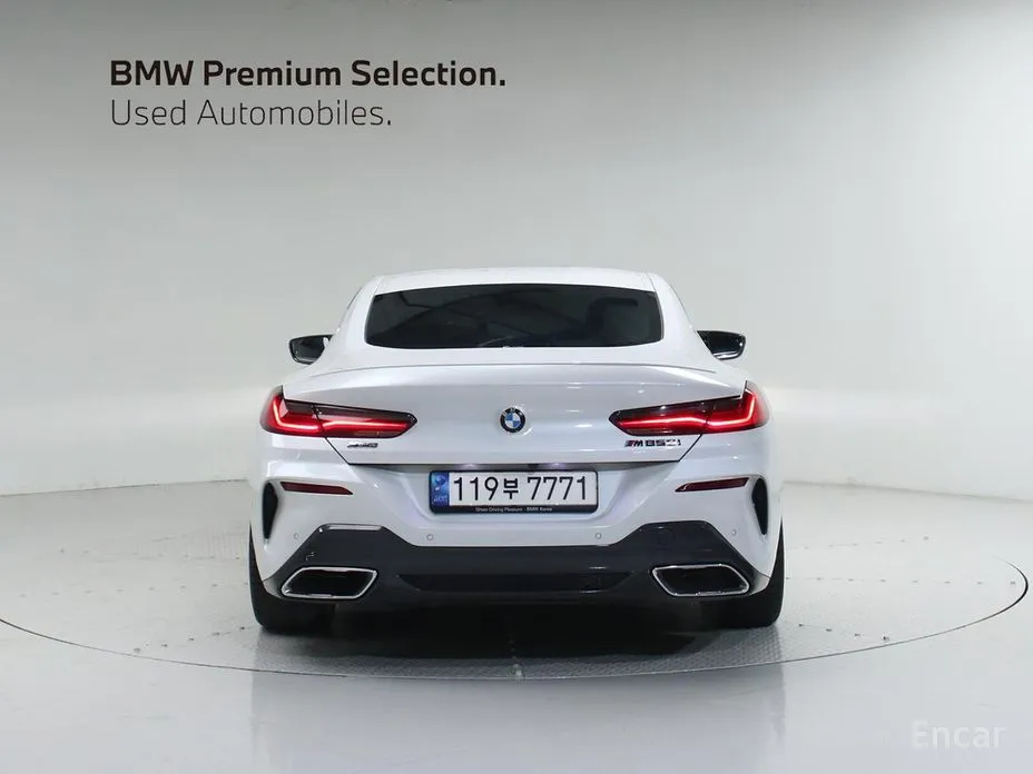 Фото 4 - BMW 8 Series