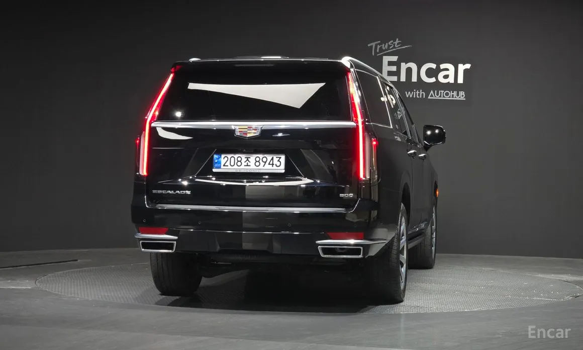 Фото 4 - Cadillac Escalade
