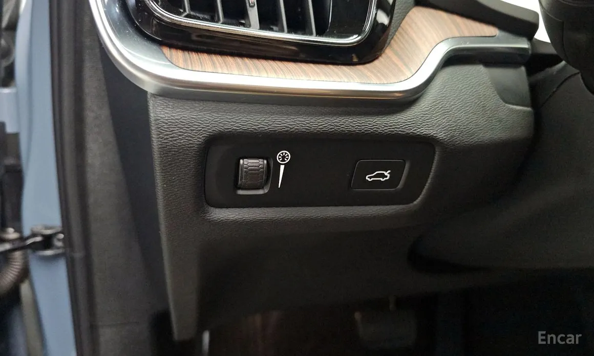 Фото 13 - Volvo S60