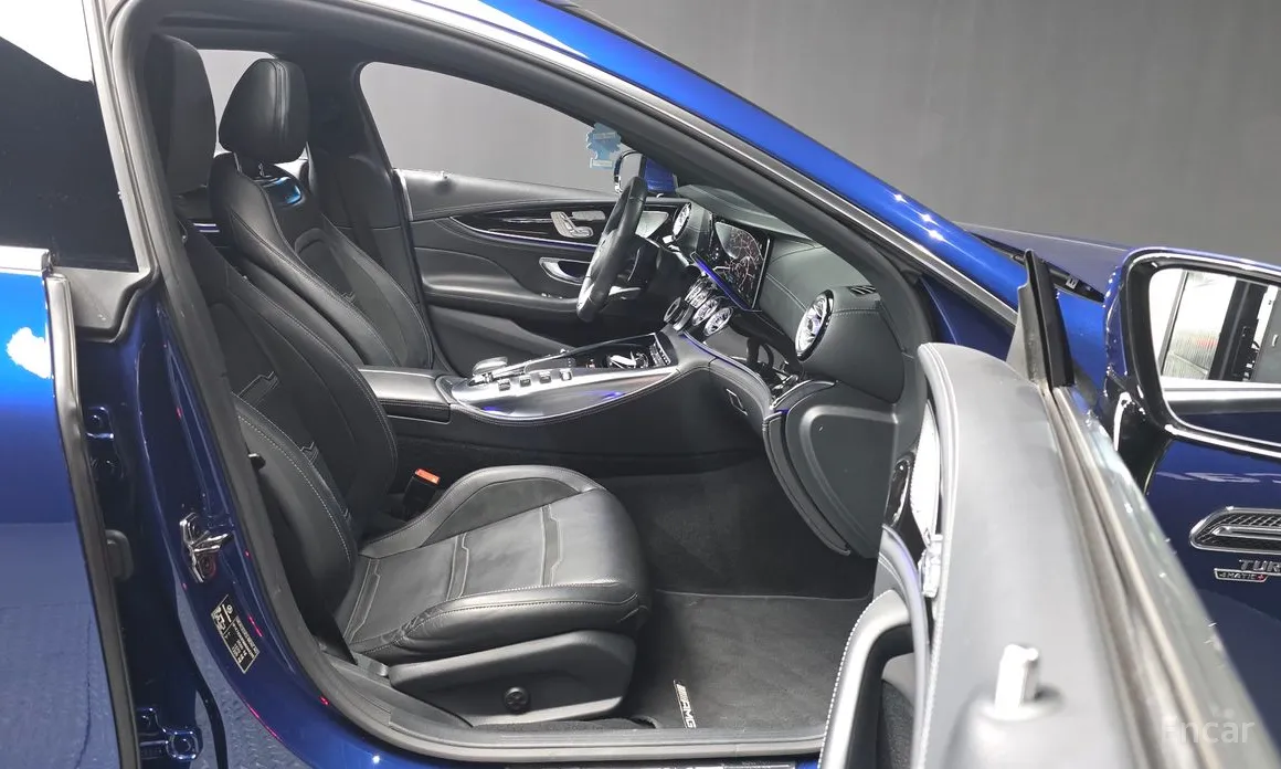 Photo 11 - Mercedes-Benz AMG GT