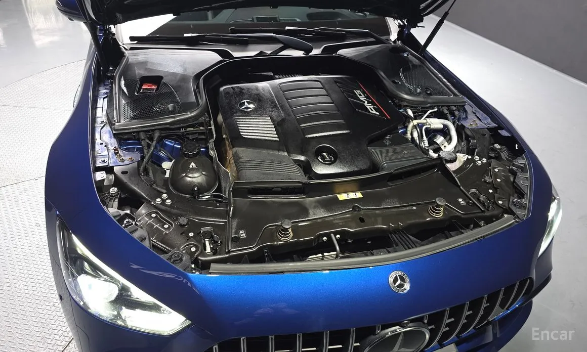 Photo 6 - Mercedes-Benz AMG GT