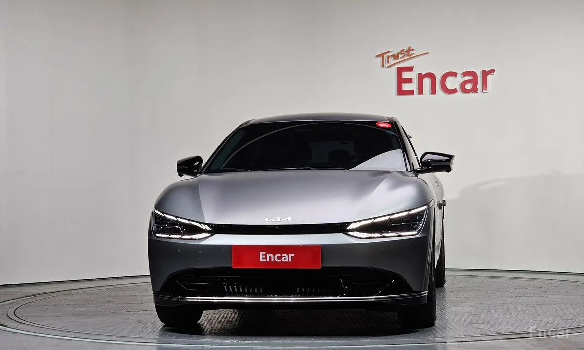 Фото 3 - Kia EV6