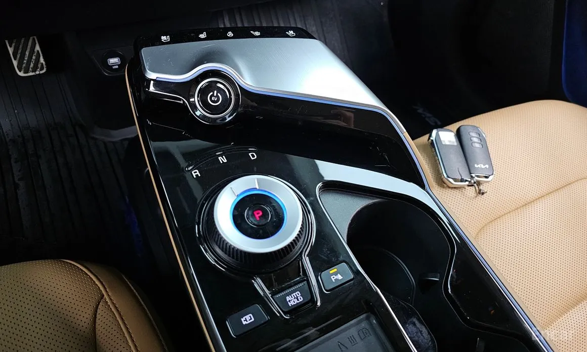 Фото 9 - Kia EV6