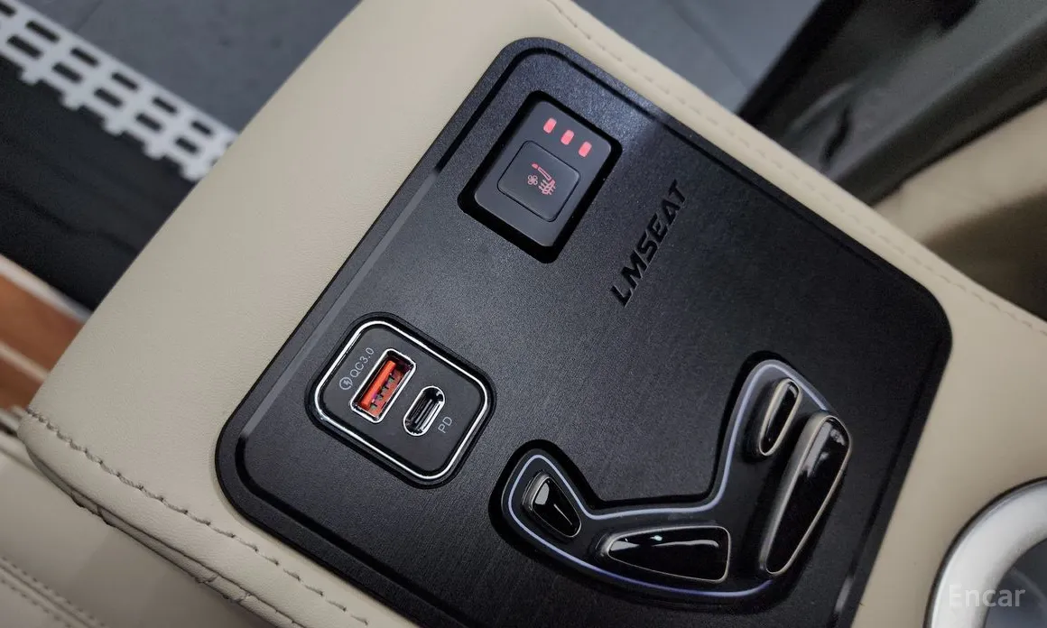 Фото 19 - Kia Carnival