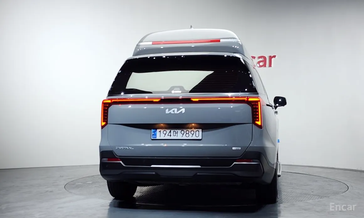 Фото 4 - Kia Carnival