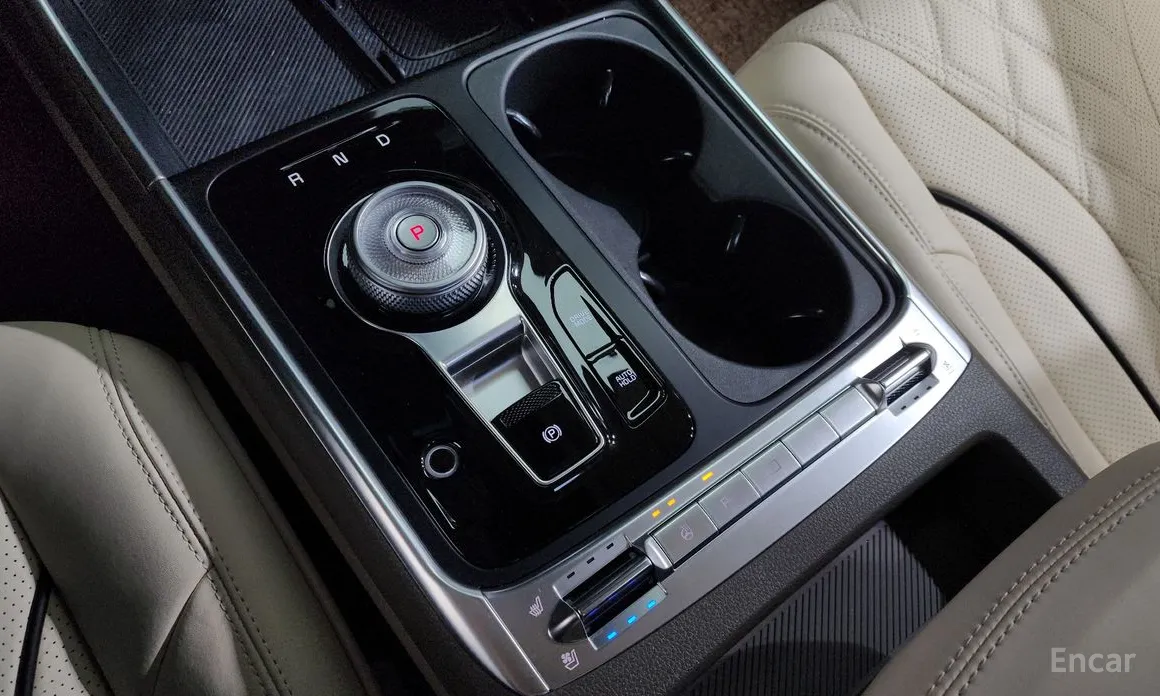 Фото 9 - Kia Carnival