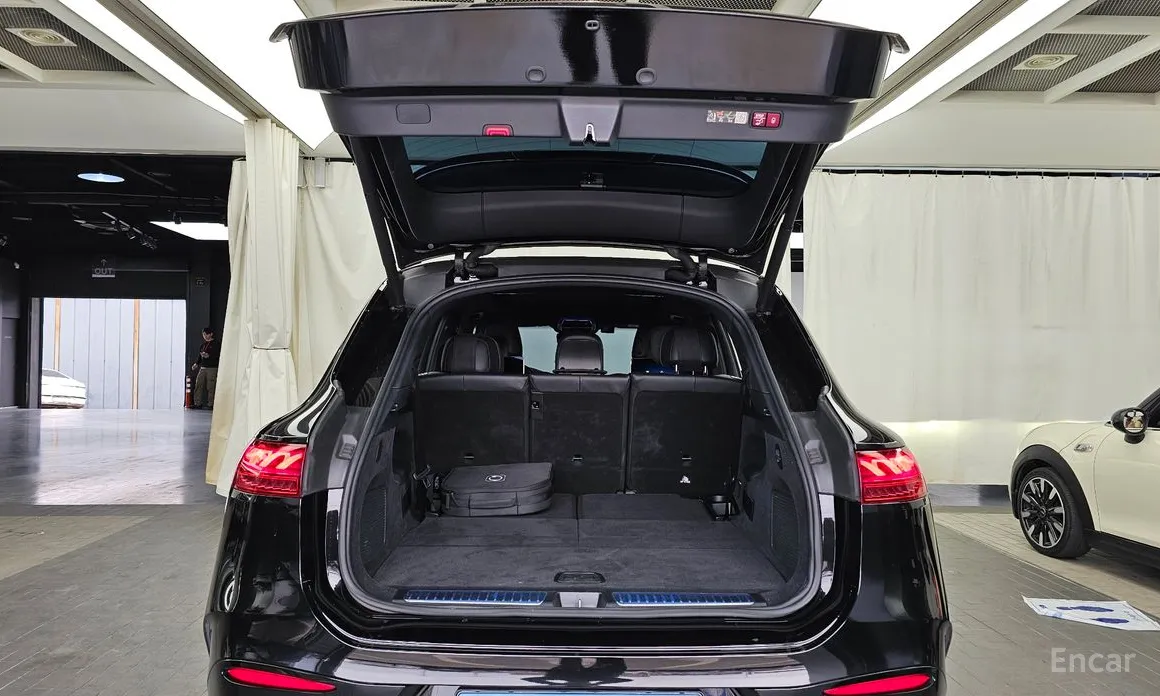 Фото 20 - Mercedes-Benz EQS