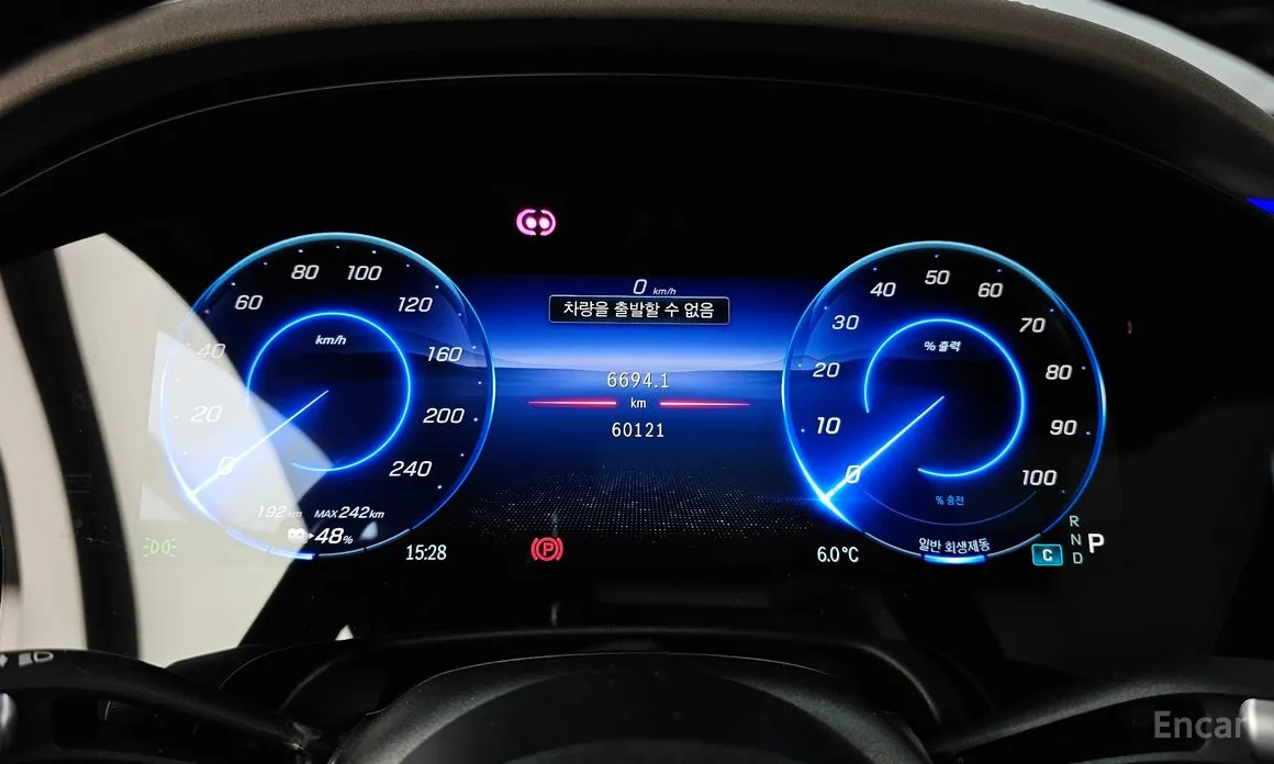 Фото 8 - Mercedes-Benz EQS