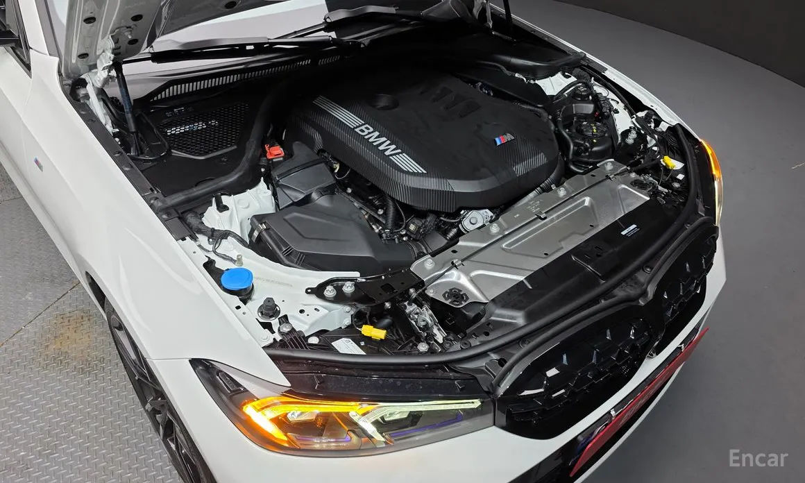 Photo 6 - BMW 3 Series