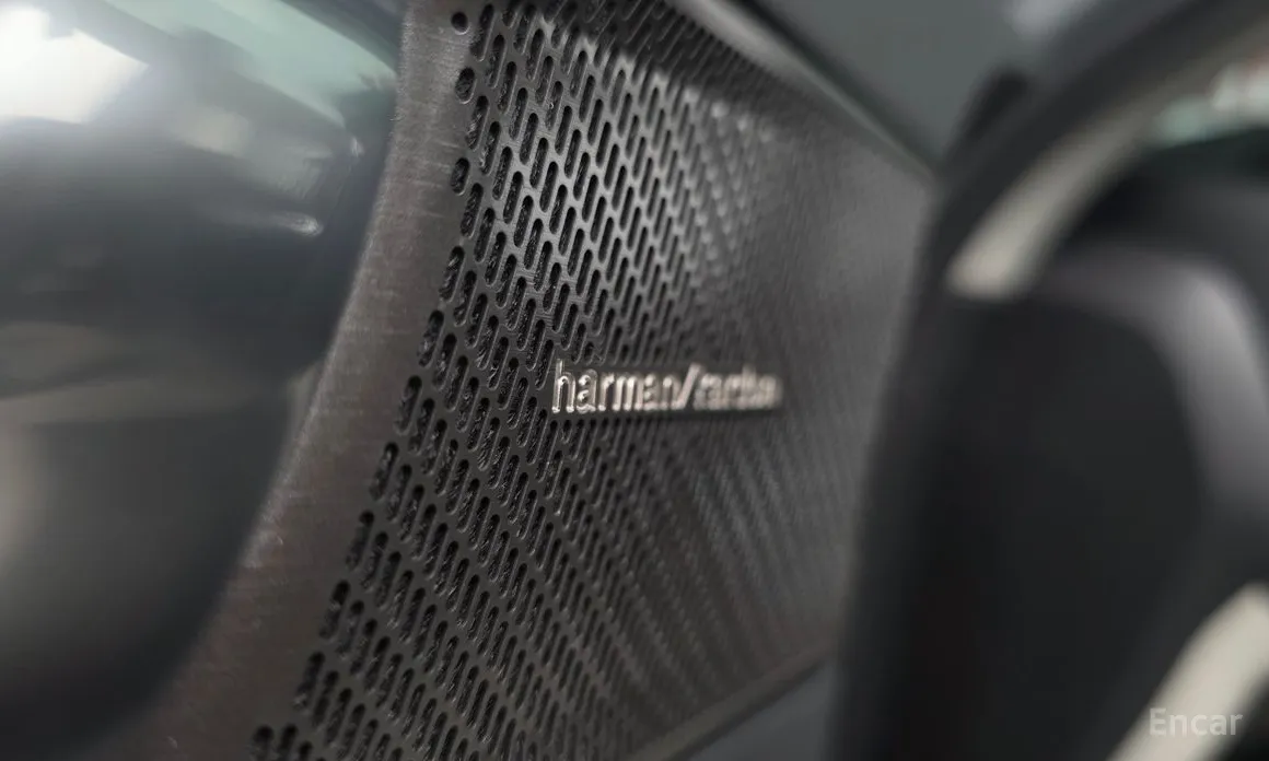 Фото 17 - Volvo XC40