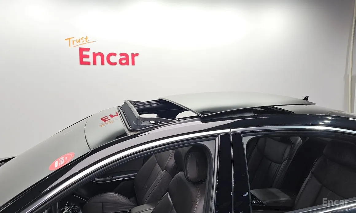 Фото 20 - Audi A8