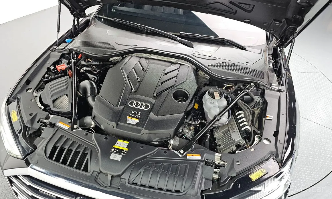 Фото 6 - Audi A8