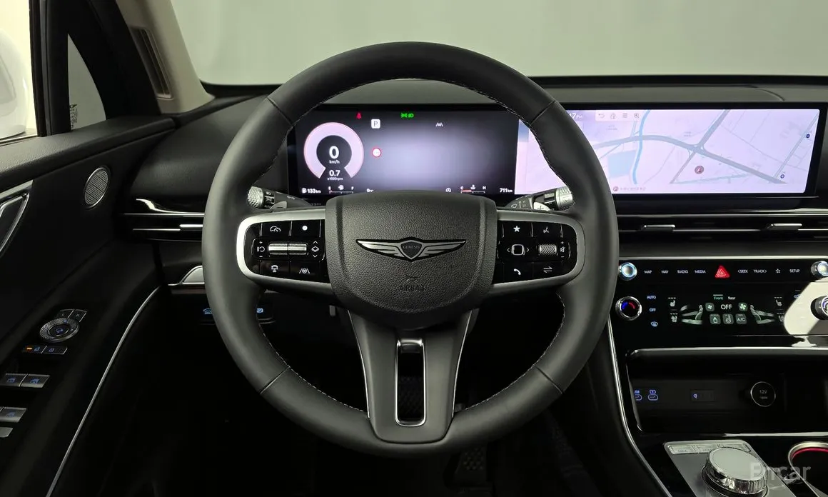 Фото 13 - Genesis GV80