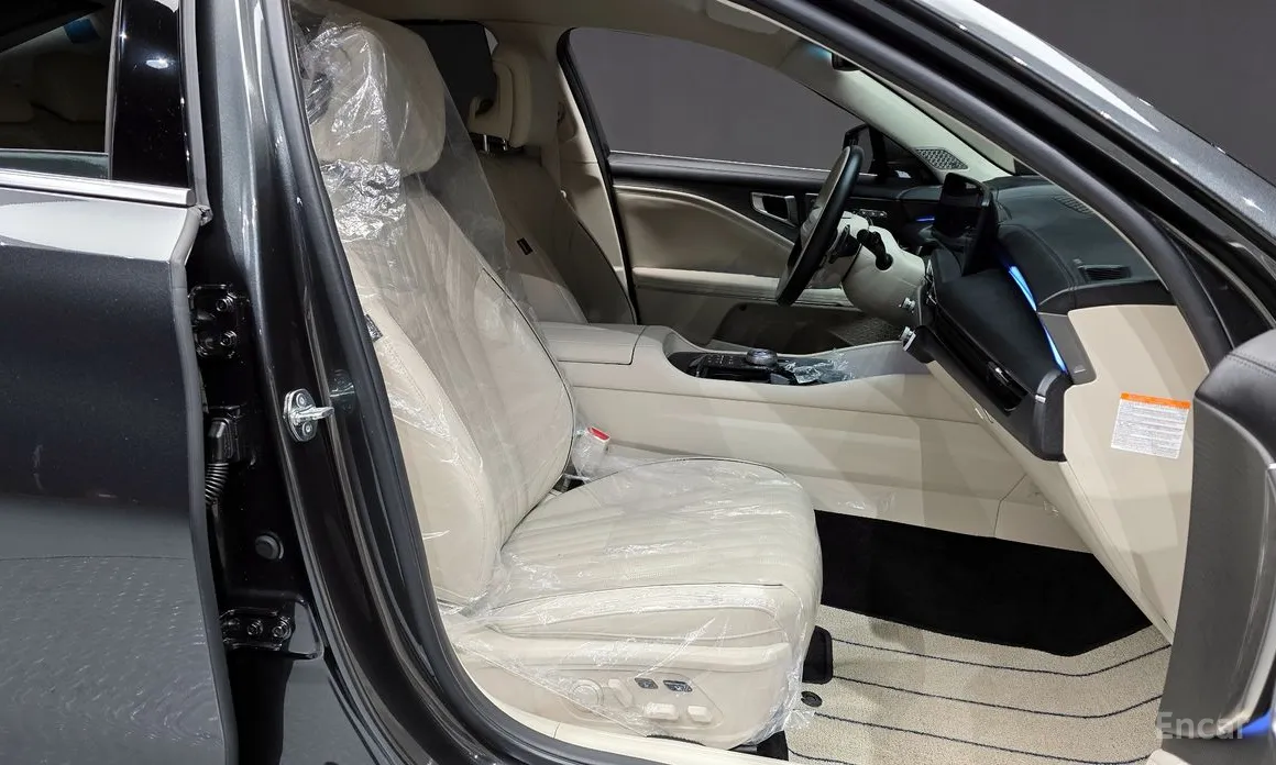 Фото 11 - Kia K8