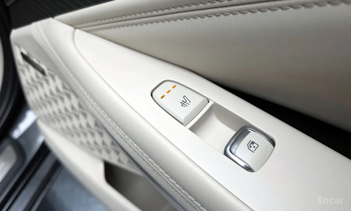 Фото 19 - Kia K8