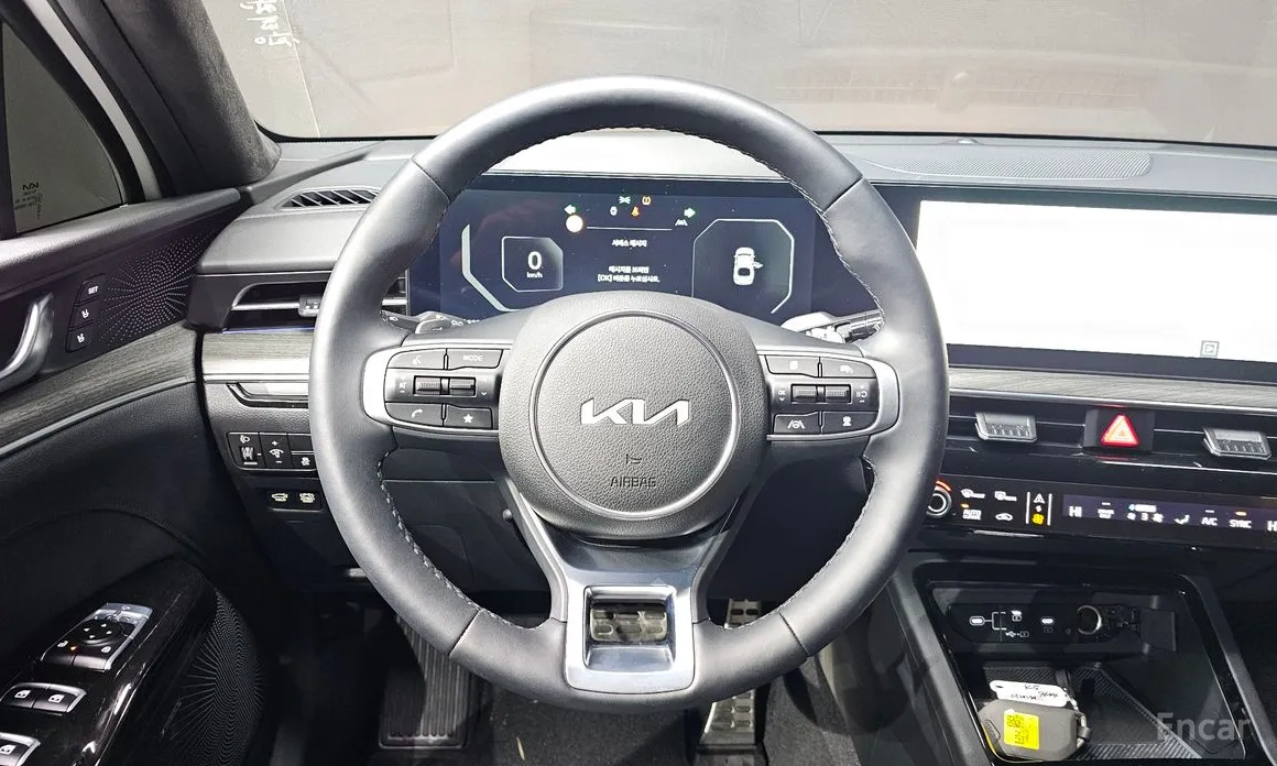 Фото 13 - Kia K5