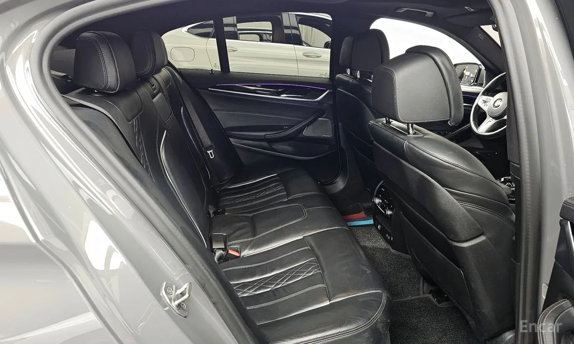 Фото 12 - BMW 5 Series