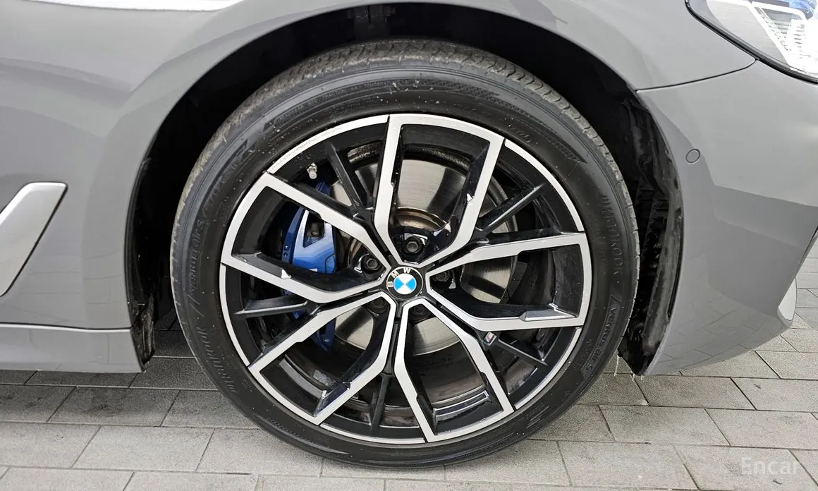 Фото 5 - BMW 5 Series