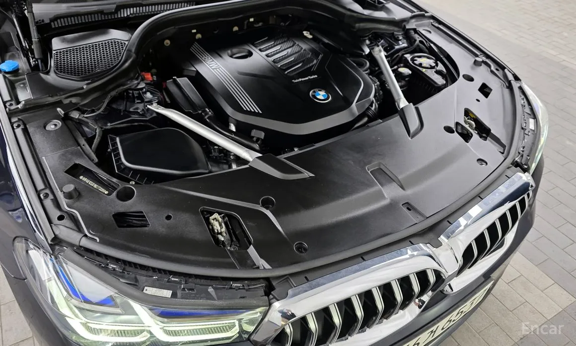 BMW Gran Turismo 2017 630i xDrive M Sport