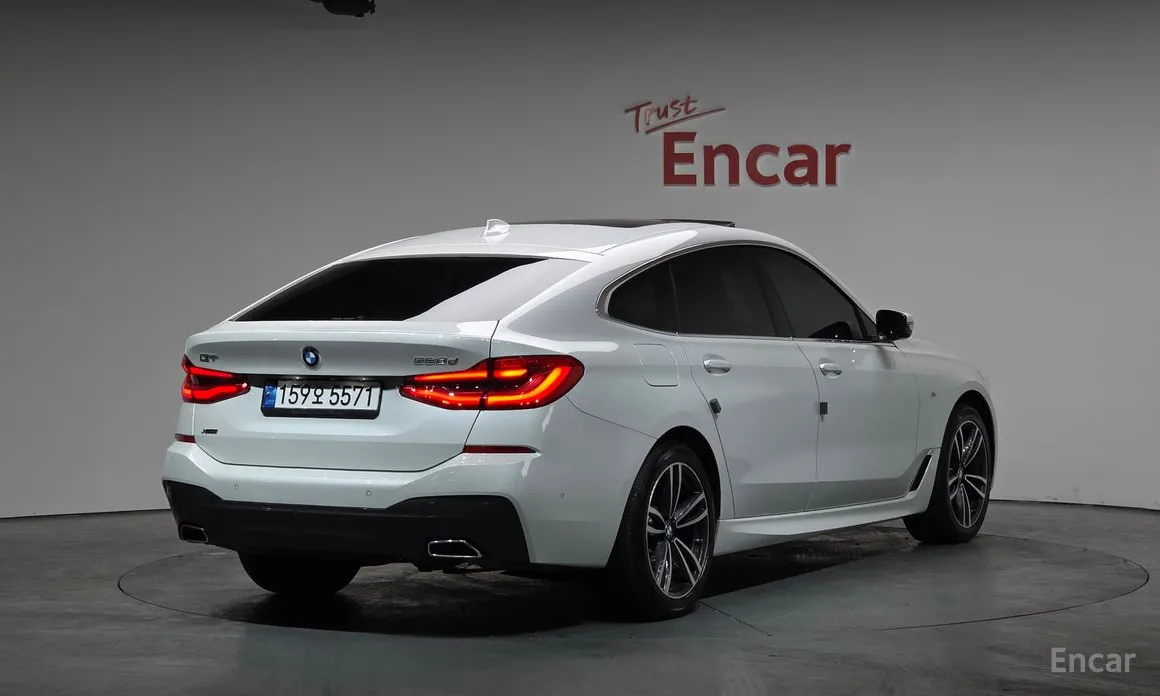 Фото 2 - BMW Gran Turismo