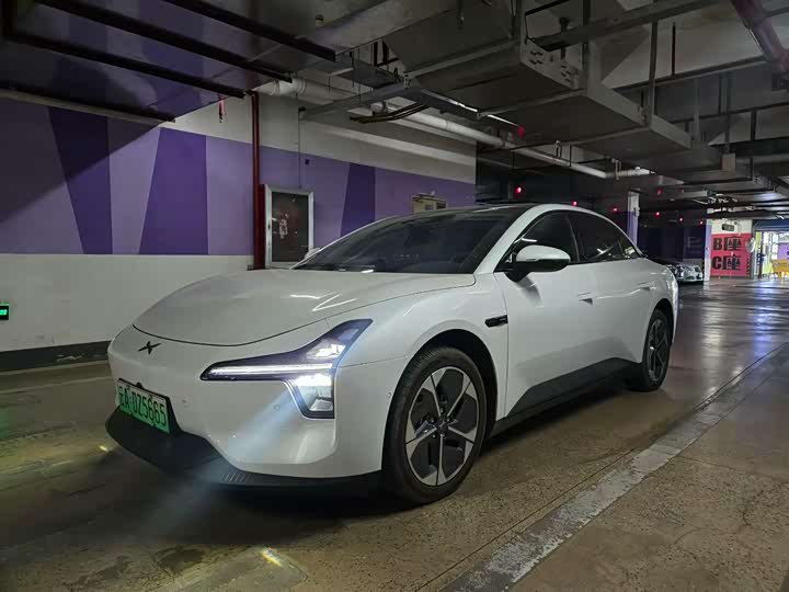 Фото 1 - XPeng Mona M03