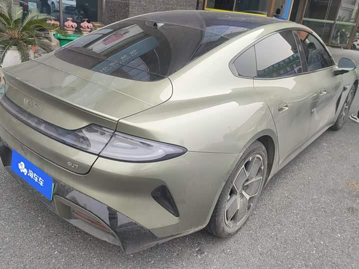 Фото 3 - Xiaomi SU7