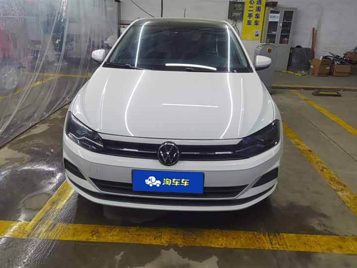 Фото 2 - Volkswagen Polo