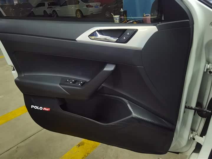 Фото 7 - Volkswagen Polo