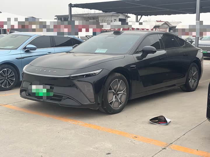 Фото 1 - Exeed Sterra ES