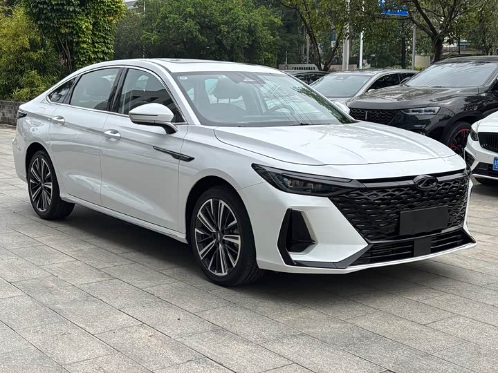 Фото 3 - Chery Arrizo 8