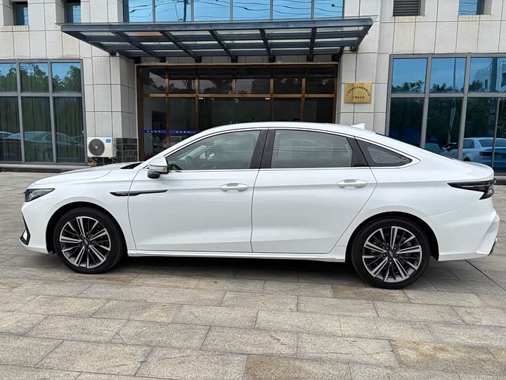 Фото 8 - Chery Arrizo 8