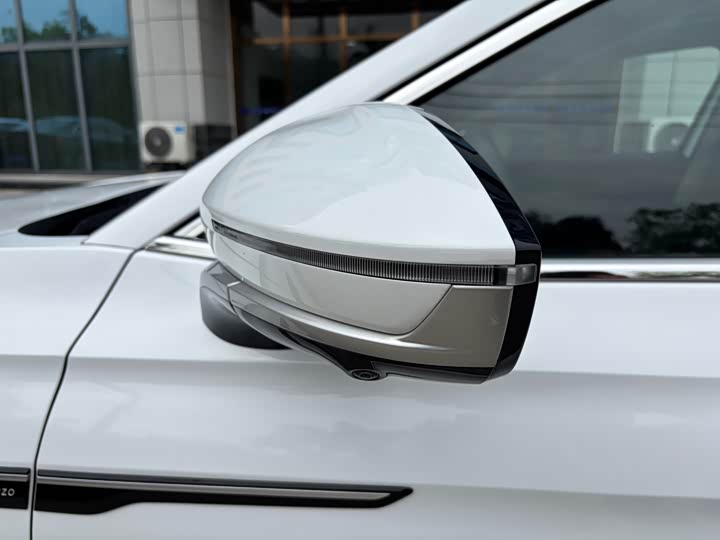 Фото 9 - Chery Arrizo 8