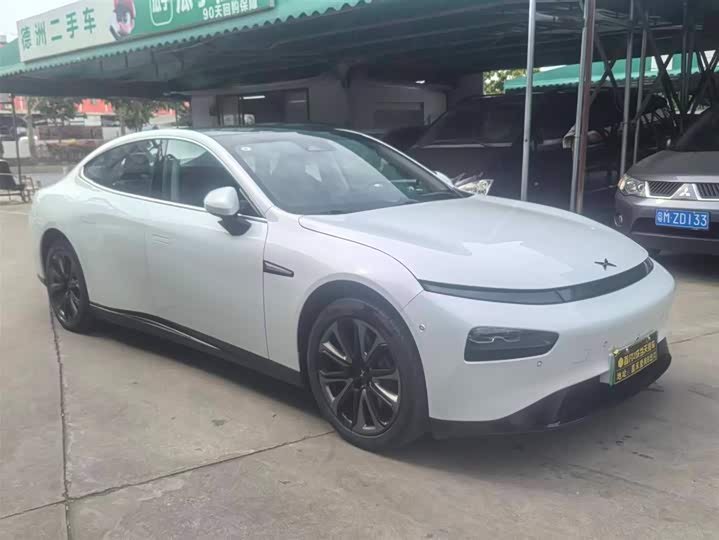 Фото 3 - XPeng P7
