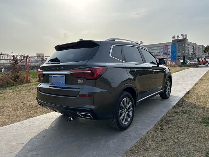 Фото 4 - Roewe RX5