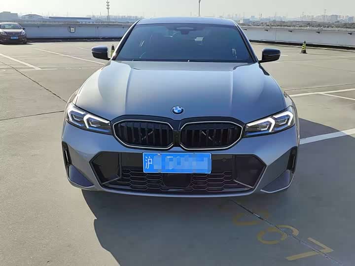 Photo 2 - BMW 3 Series