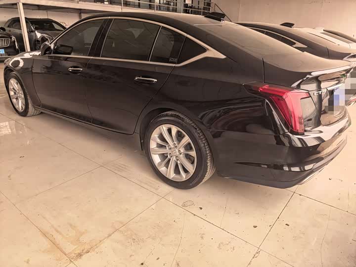 Фото 9 - Cadillac CT5